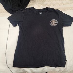 ♥️5 For $25 BILLABONG Boys Black graphic tee size small